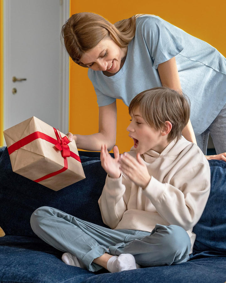 Card Binder 9 Pocket Holder 900 Cards Compatible with Game Cards, 3 Ring Trading Card Binder Album Case Book Storage TCG, CCG, MTG, YuGiOh, Baseball Cards, Gifts For Boys And Girls Ages 6-14