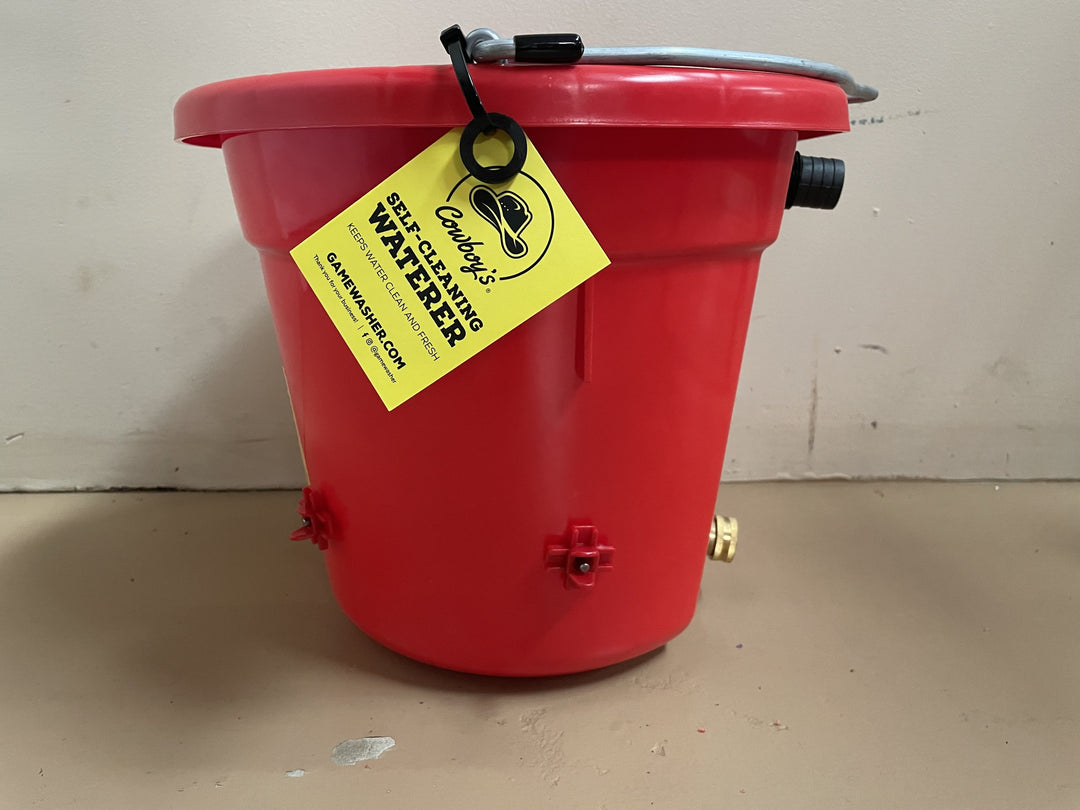 Cowboy's Self-Cleaning Red Chicken Waterer with Nipples
