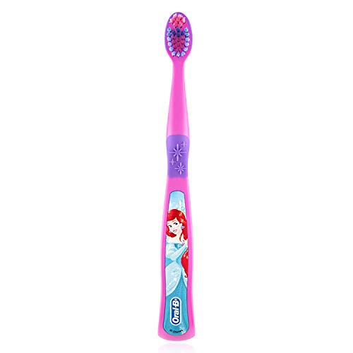 Oral-B New Princess Toothbrush for Little Girls, Children 3+, Extra Soft, Characters Vary - Pack of 6 (Characters Vary)
