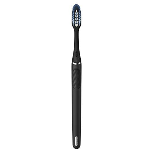 Oral-B Clic Manual Toothbrush, Matte Black, with 3 Replaceable Brush Heads and Magnetic Holder