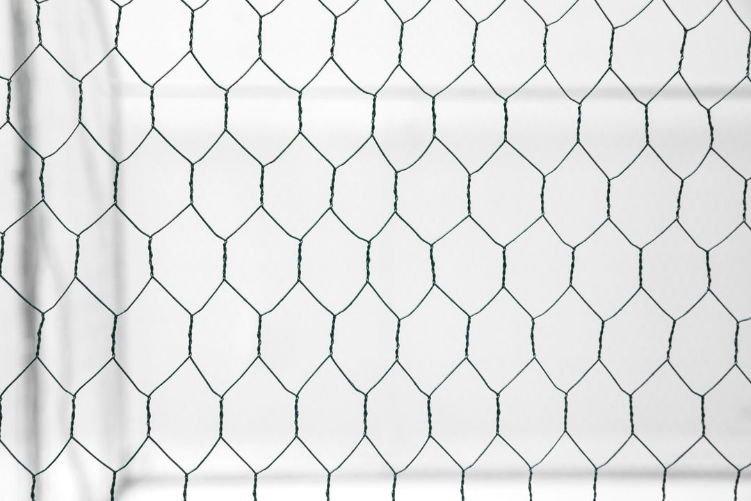 Sturdy Metal Chicken Coop with Predator-Proof Mesh & Lockable Steel Door (20x10x6FT) – 3-Unit Setup for Secure Outdoor Farm Use