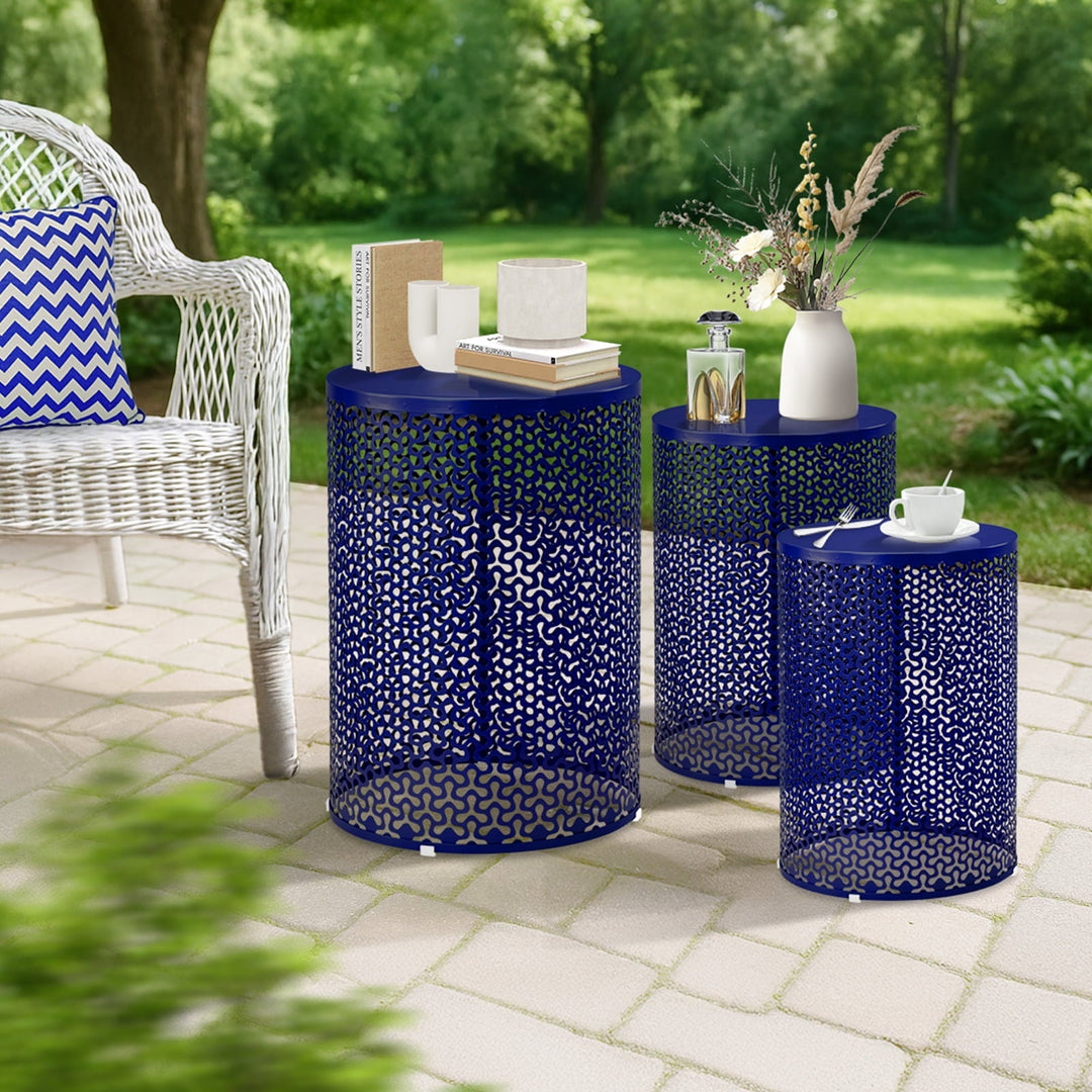 Ktaxon 3 Piece Metal Stacking Side Table Set for Patio Indoor Outdoor Nesting End Tables Clover Design, 12/14/16 Inch， Blue