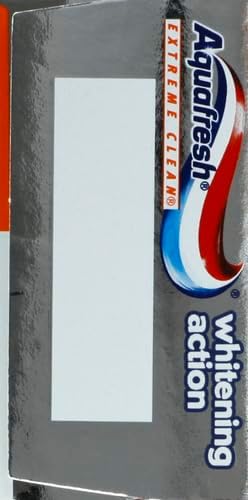Aquafresh Extreme Clean Whitening Action Fluoride Toothpaste, Mint Blast, 5.6 oz (Pack of 2)