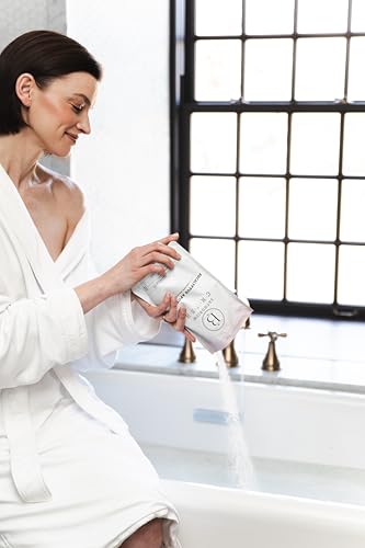 Bathorium Ancient Oat Hydration Crush, Mineral Sea Salt Bath Soak, Skin-Soothing Colloidal Oats, Light Floral Fragrance, pH-Balanced, Approximately 5 Soaks, 21 oz