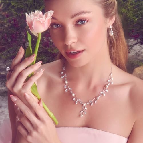 WICKED X KISS Press On Nails Almond, ‘Glamorous Gal’, Pink, Medium, Waterproof, Chip Proof, Smudge Proof, 28 Fake Nails, Pink Gel Nail Glue (2g), Mini Nail File, & Manicure Stick