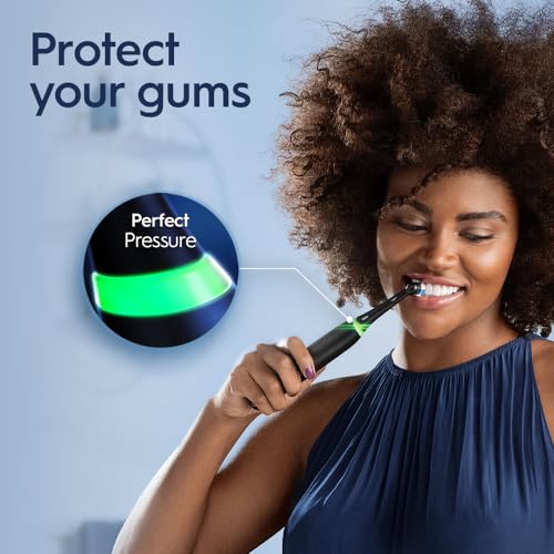 Oral-B iO3 Electric Toothbrush (1) with (1) Ultimate Clean Brush Head and (1) Charger, Blue