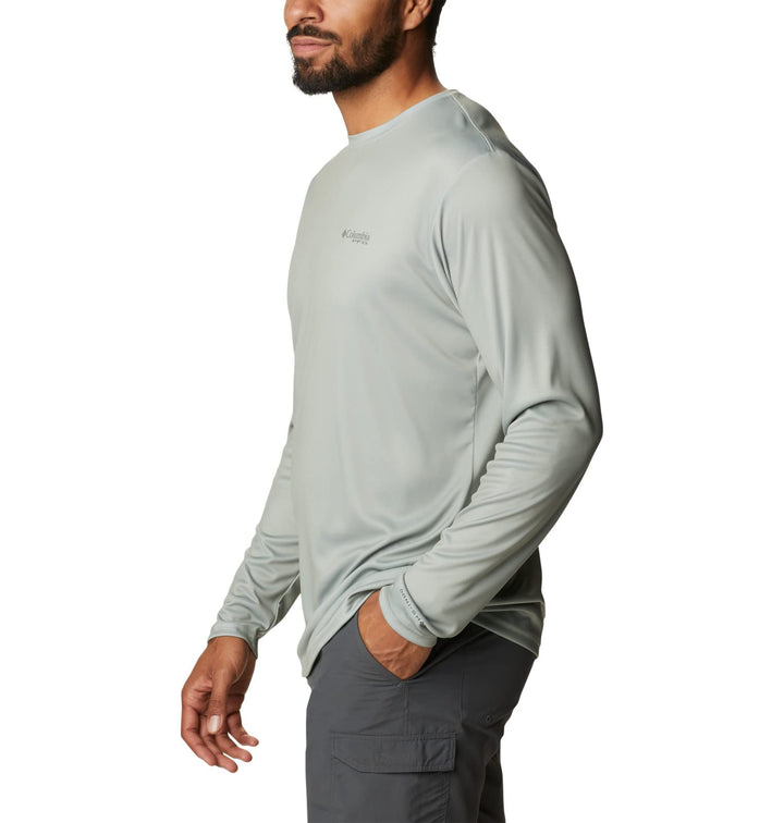 Columbia Men's Terminal Tackle PFG Fish Triangle Long Sleeve, Safari/Bass, Small