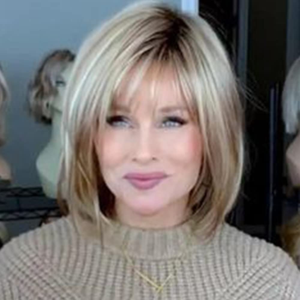 RENERSHOW Blonde Highlight Short Pixie Bob Wig with Bangs Straight Ombre Blonde Synthetic Wig with Dark Roots Layered Blonde Wigs for Women Medium Bob Daily Party Wig