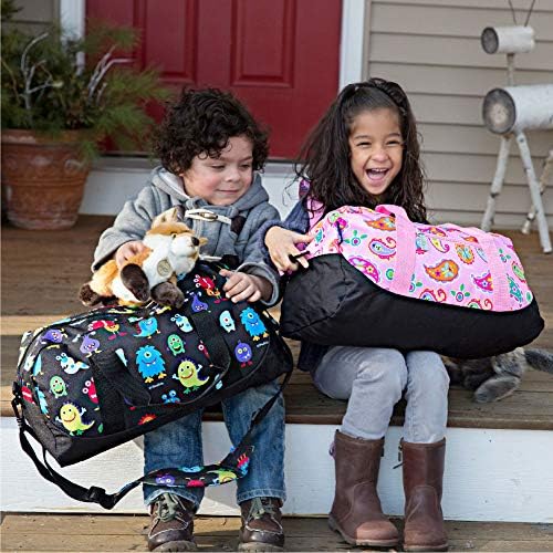 Wildkin Kids Overnighter Duffel Bag – Carry-On Size, Ideal for School & Sleepovers – Paisley