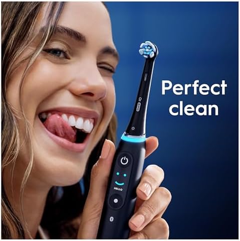 Oral-B iO Gentle Care Electric Toothbrush Head, Twisted & Angled Bristles for Deeper Plaque Removal, Pack of 4 Toothbrush Heads, Suitable for Mailbox, White