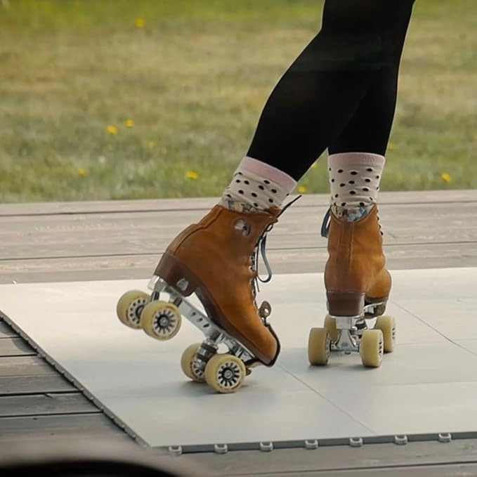 15 Green Tiles - High Durability Colored Flooring Tiles - Interlocking Versatile Training Surface - Roller Skate Derby Indoor&Outdoor, Dance Floor Tiles, Basketball Tiles, Sports Floor