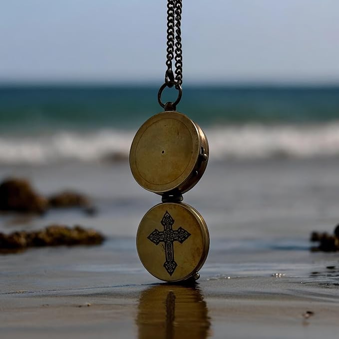 Antique Brass Compass with Detachable Chain & Carrying Case – Vintage Nautical Navigation Tool for Outdoor Hiking, Survival, and Travel – Gift for Collectors and Adventurers