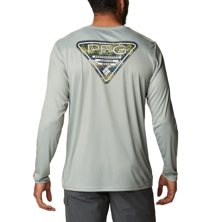 Columbia Men's Terminal Tackle PFG Fish Triangle Long Sleeve, Safari/Bass, Small