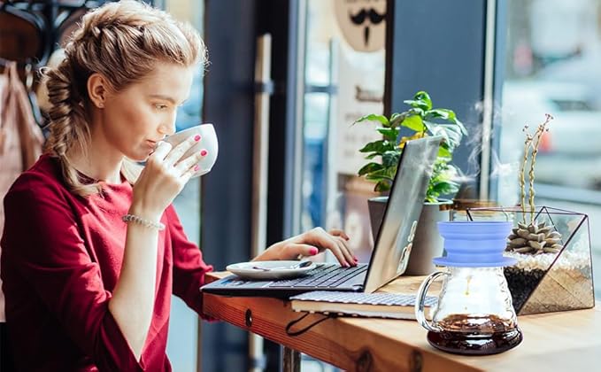 Collapsible Paperless Pour Over Coffee Dripper, Single Cup Travel Pour Over Coffee Maker Camping, Portable Silicone PourOver Coffee Filter with Reusable Metal Mesh Filter (Blue)