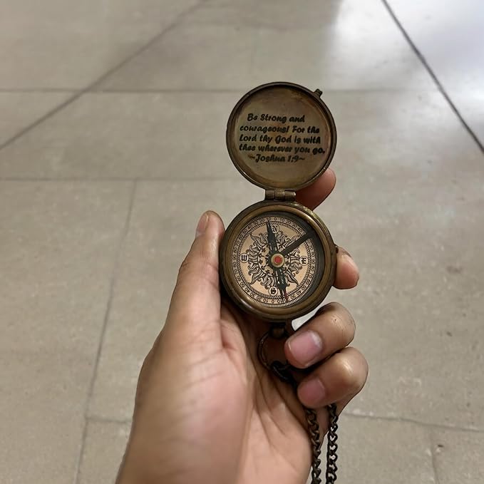 Antique Brass Compass with Detachable Chain & Carrying Case – Vintage Nautical Navigation Tool for Outdoor Hiking, Survival, and Travel – Gift for Collectors and Adventurers