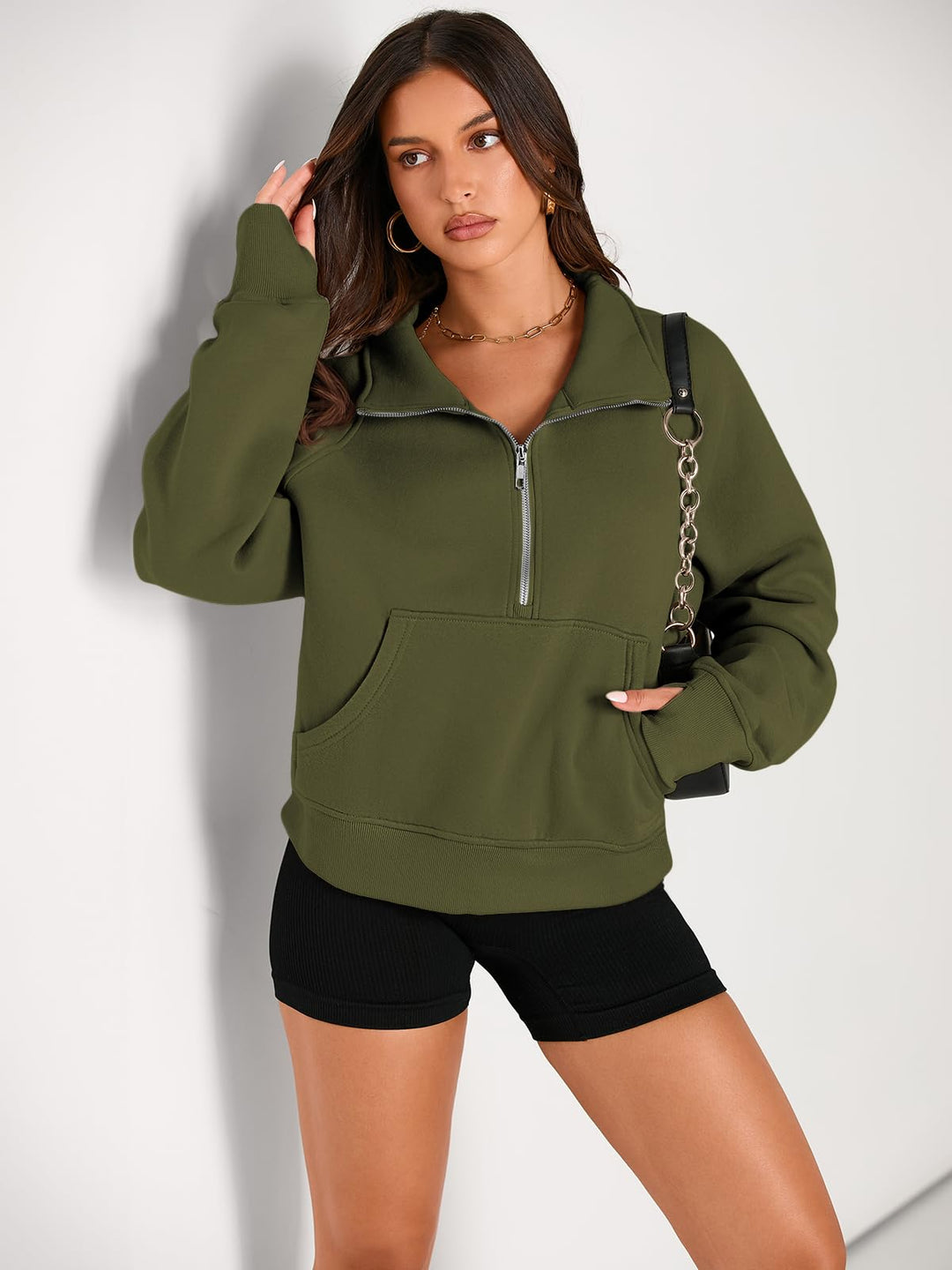 AUTOMET Womens Sweatshirts Half Zip Cropped Pullover Fleece Quarter Zipper Hoodies 2024 Fall Fashion Outfits Clothes Thumb Hole Armygreen