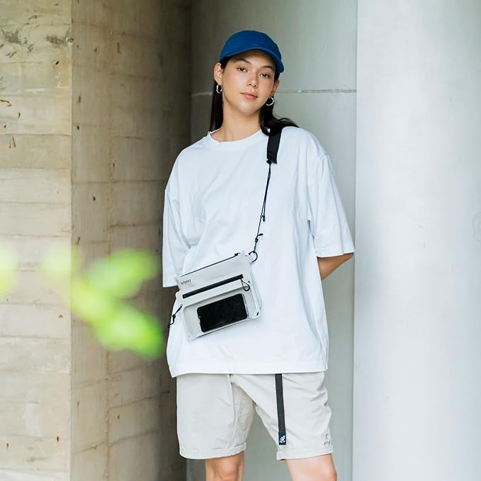 bitplay AquaSeal Sacoche White - Dry Bag/Phone Pouch with Adjustable Strap for Phone and Valuables