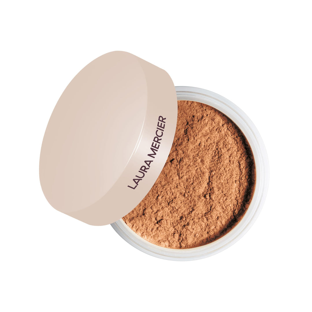 Laura Mercier Translucent Loose Talc-Free Setting Powder Ultra-Blur: Natural & Blurring Finish, Long Lasting, Best for Normal to Dry + Mature Skin, Hyaluronic Acid Infused, Medium Deep