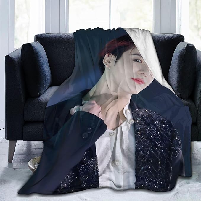 Blanket 50"X60" Soft and Comfortable Warm Fleece Throw Full Picture of Idol Group Blankets