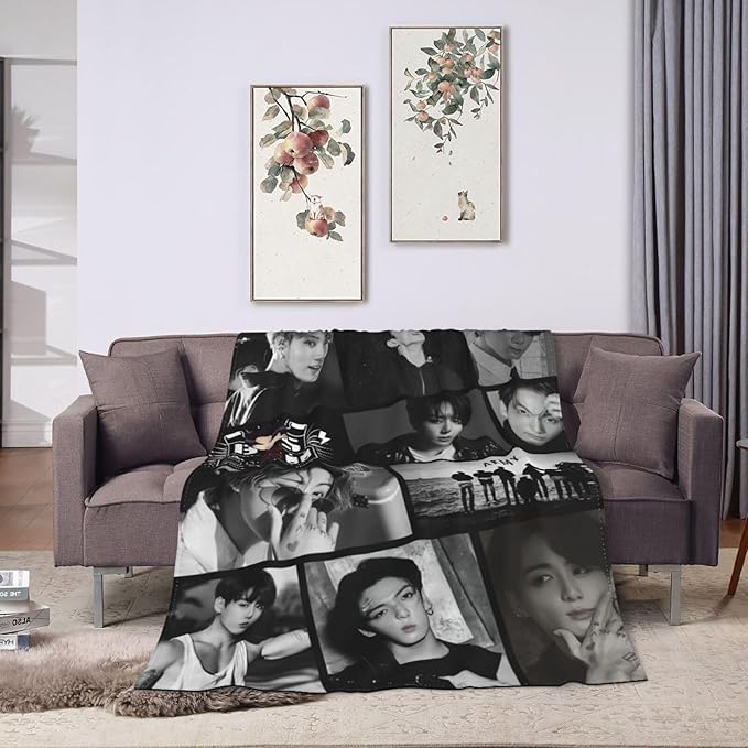 Blanket 50"X60" Soft and Comfortable Warm Fleece Throw Full Picture of Idol Group Blankets