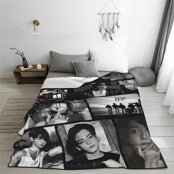Blanket 40"X50" Soft and Comfortable Warm Fleece Throw Full Picture of Idol Group Blankets Yoga Blankets Beach Blanket Picnic Blankets for Dorm Room Decor Sofa Bed Camping Travel All Season