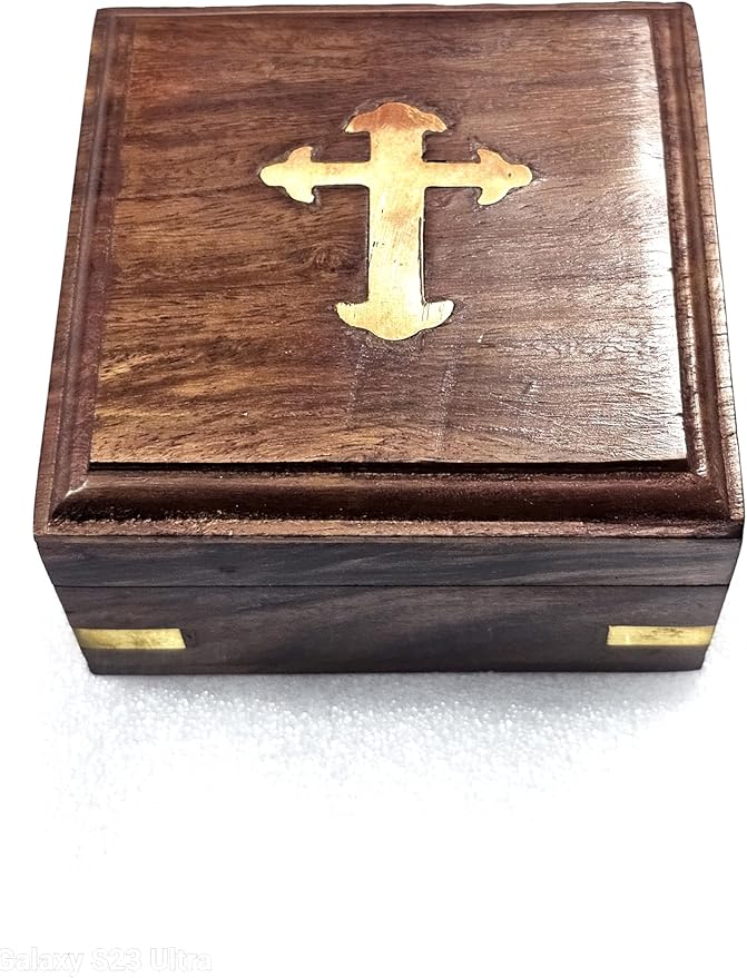 Be Strong and Courageous Do Not Be AfraidAntique Nautical Vintage Directional Magnetic Compass with Famous Scripture Quote Engraved Baptism Gifts with Wooden Case for Loved Ones, Son, Father, Love,