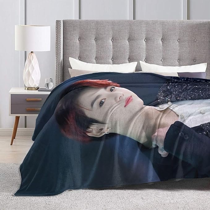 Blanket 50"X60" Soft and Comfortable Warm Fleece Throw Full Picture of Idol Group Blankets