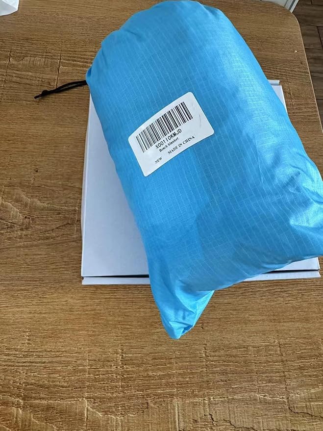 Beach Blanket, Beach Mat Sand Free Waterproof 79" X 83" Suitable for 4-7 Adults, Waterproof Lightweight Picnic Blankets for Travel, Camping, Hiking