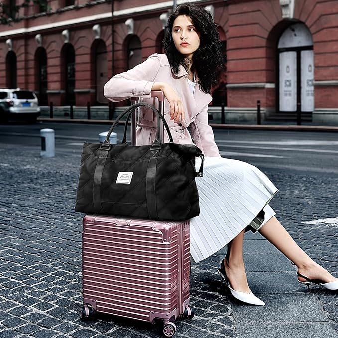 Travel Duffel Bag,Sports Tote Gym Bag,Shoulder Weekender Overnight Bag for Women