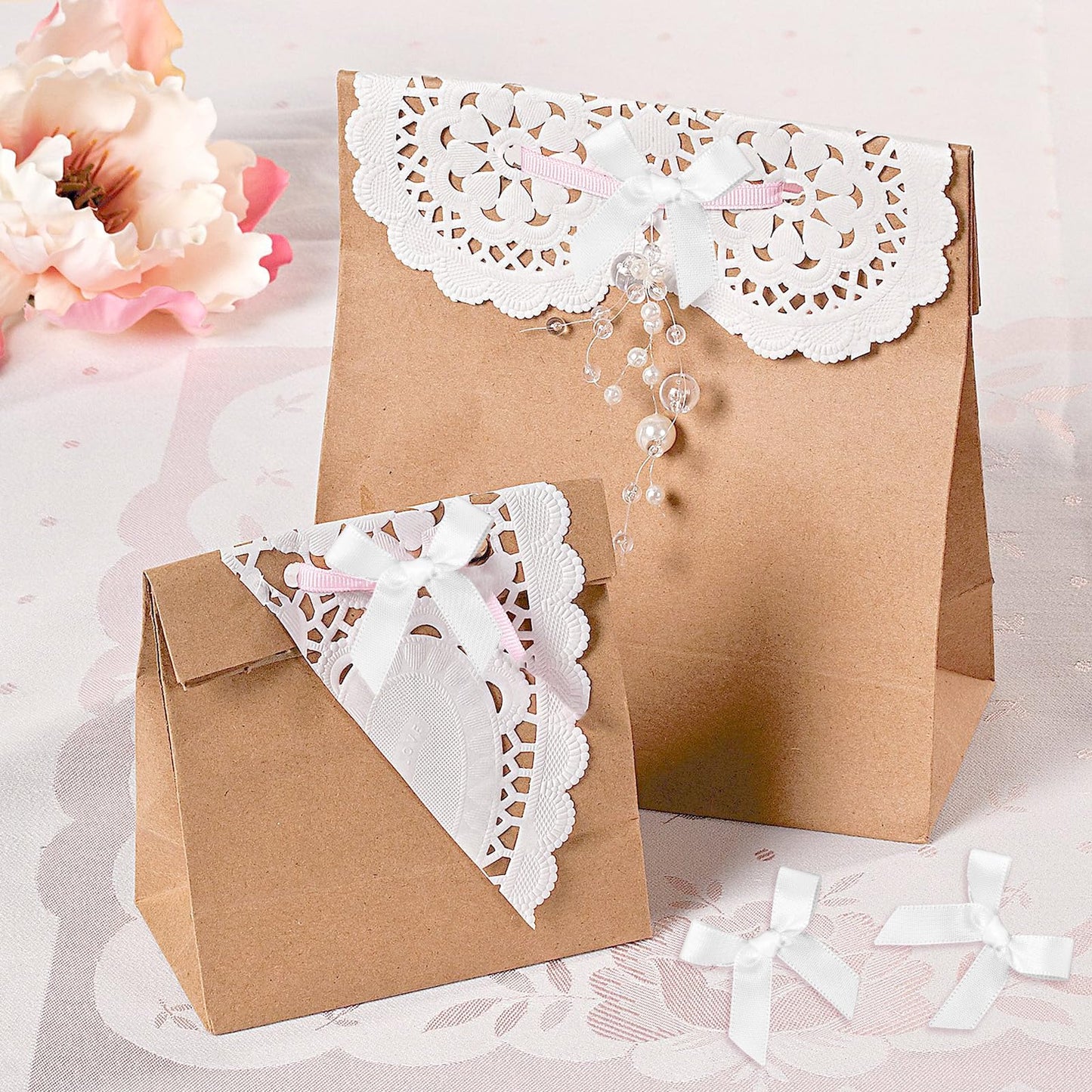 100 PCS White Bow, Mini White Bows Premade Bows, Small Satin Ribbon Bow, Cute Soft Bowknot Sewing Accessories for Flowers Bakery Wrapping Christmas Wedding Birthday Party Decoration