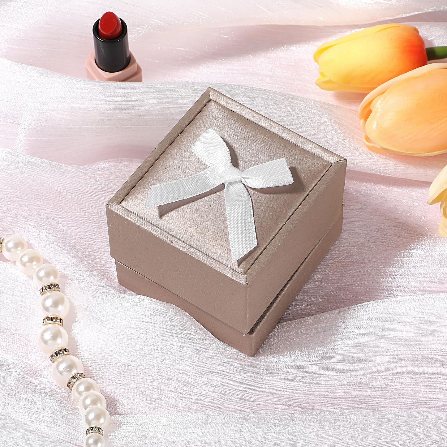 100 PCS White Bow, Mini White Bows Premade Bows, Small Satin Ribbon Bow, Cute Soft Bowknot Sewing Accessories for Flowers Bakery Wrapping Christmas Wedding Birthday Party Decoration