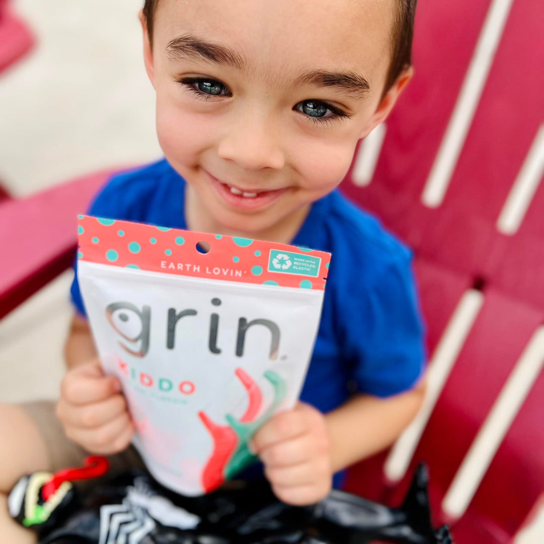GRIN Kiddo Flossers, Berry Awesome Flavor, Recycled Plastic, Jumbo Grip, Get Your KIDDOS Flossin’ Early, Larger Floss Head, Child Safe! 80 Count, Floss Picks, Dental Flossers