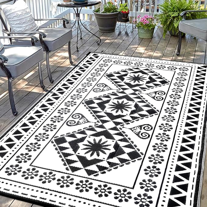 Waterproof Outdoor Rug 6x9ft, Reversible Plastic Straw Mat Rugs for Patio RV Deck Porch Backyard Balcony Camping Picnic Beach Indoor Outdoor Carpet, Black&White