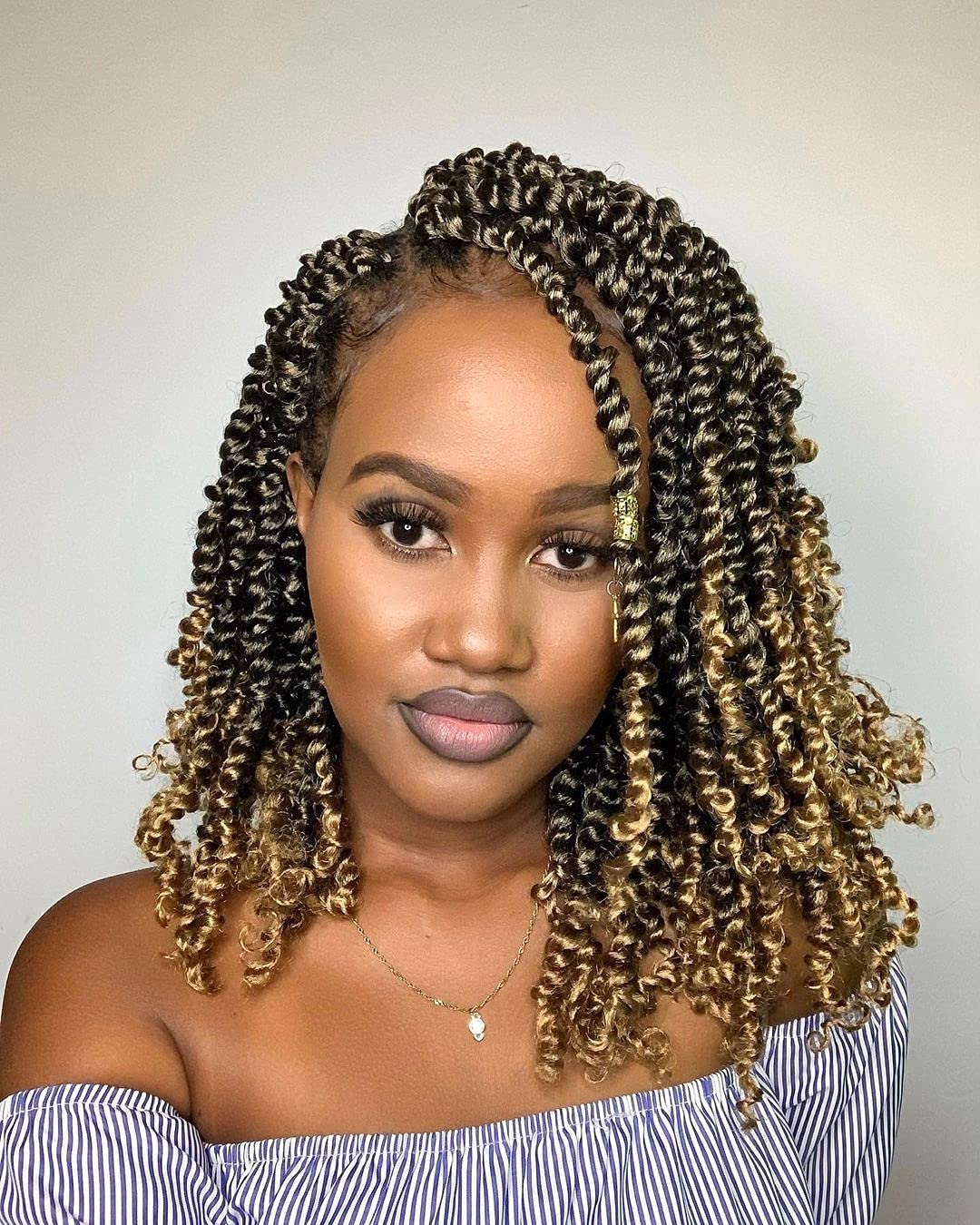 Zrq Short 8 Packs Pre-Twisted Bob Passion Twist Crochet Hair With Curly Ends 10 Inch Pre Looped Black Passion Twists Hair 12 Roo