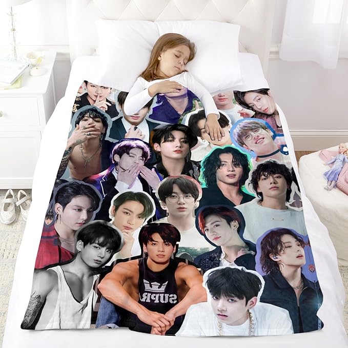 Blanket 40"X50" Soft and Comfortable Warm Fleece Throw Full Picture of Idol Group Blankets