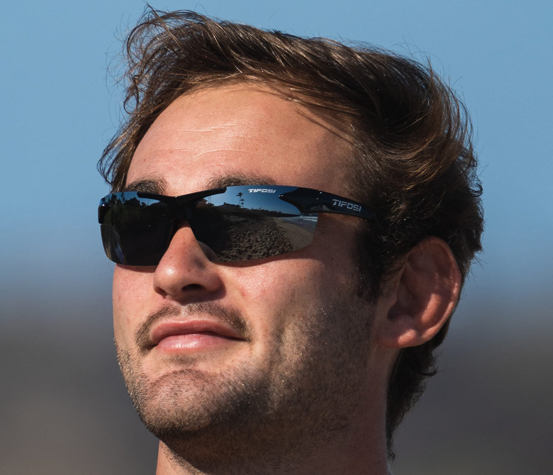 Tifosi Optics Track Sunglasses (BlackOut, Smoke Polarized)