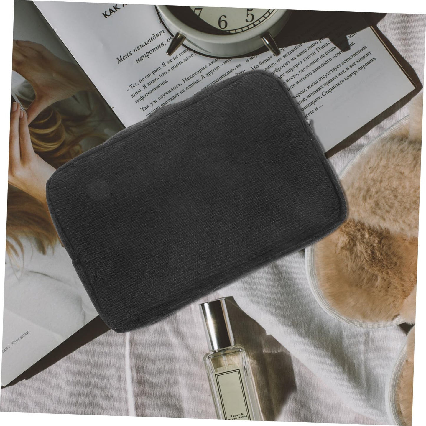 CTIRCHIU Portable Digital Accessories Organizer Bag Compact Travel Electronics Case with Storage Sleek Gray Cosmetic Pouch for Men and Women Lightweight Cable and Gadget Carrying Case