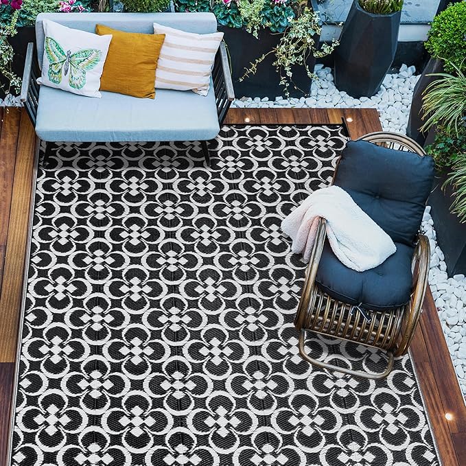 RV Outdoor Rug Waterproof Mat Outdoor Rugs 9'x12' for Patios Clearance Carpet Outdoor Camping Rugs Large Plastic Straw Rug(9x12ft Clover Black&White)