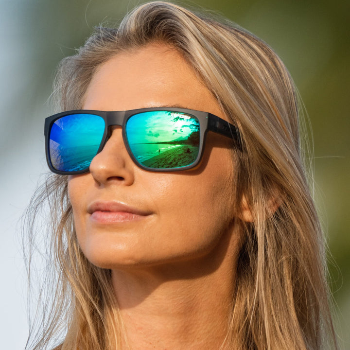 Tifosi Optics Swick Sunglasses (Satin Vapor/Emerald Polarized Lenses)