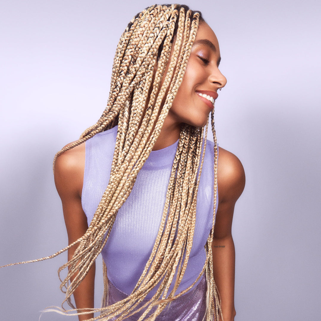 Clairol Professional Shimmer Lights Violet Toning Mask 200mL - Packaging may vary