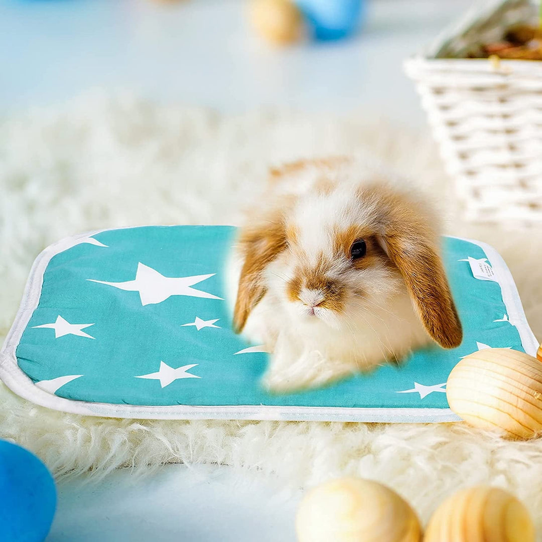 8 Pieces Guinea Pig Pee Pads Guinea Pig Fleece Bedding Highly Absorbent Washable and Reusable Training Pads Cage Liners for Small Animals Hamsters Bunnies, 12 x 12 Inch