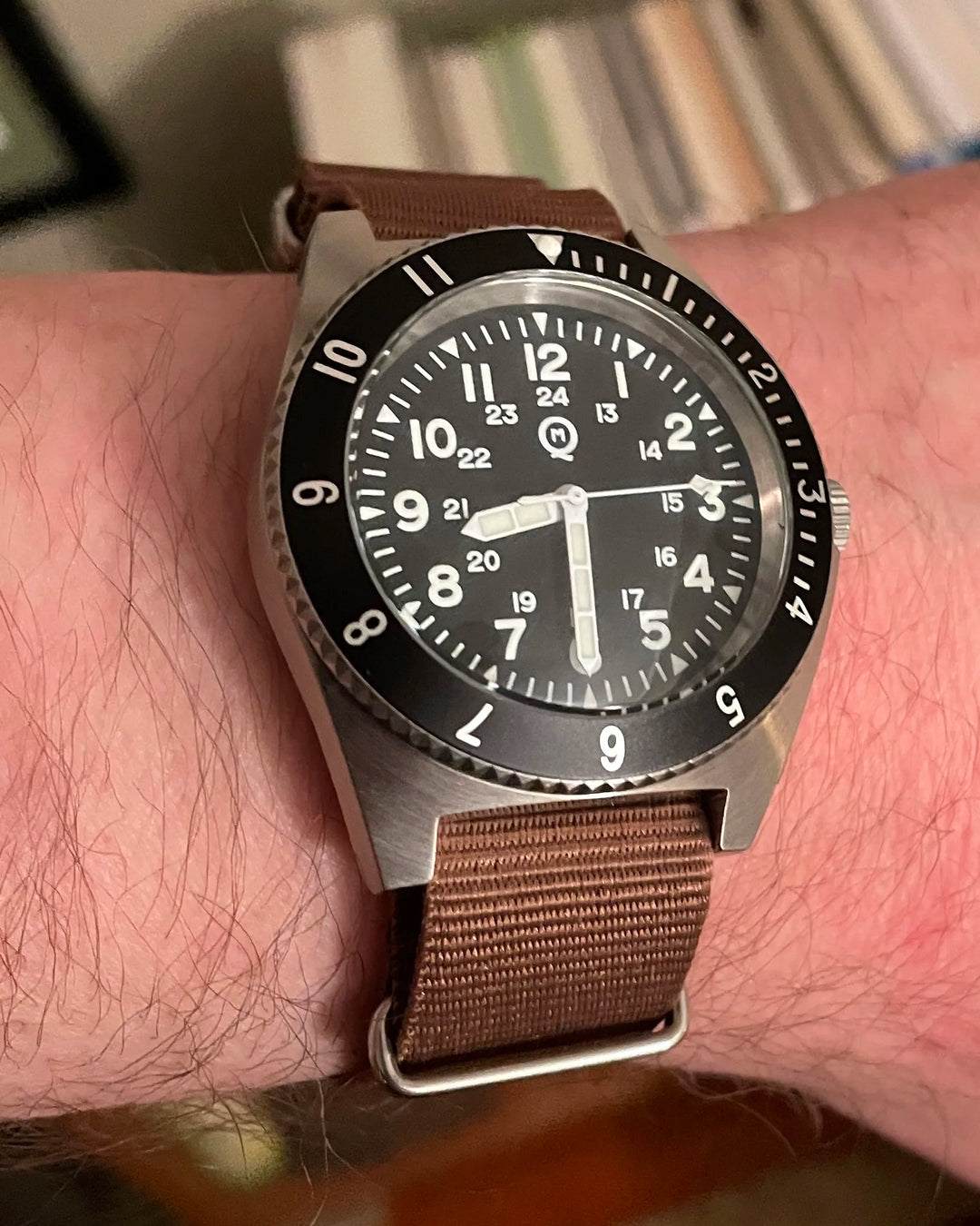 QM "Vietnam" Quartz Wristewatches  US Special Forces UDT Military Men's 300M Diver Super Light Japan VH31 Movement SM8019BA