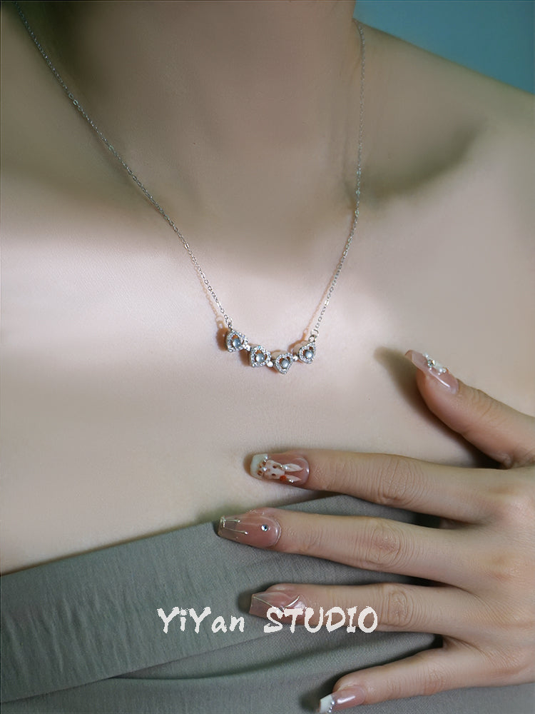 One Style for Dual-Wear | Lucky Four-Leaf Clover Natural Emerald Necklace Female S925 Loving Heart in Sterling Silver Pendant Accessible Luxury Clavicle Chain