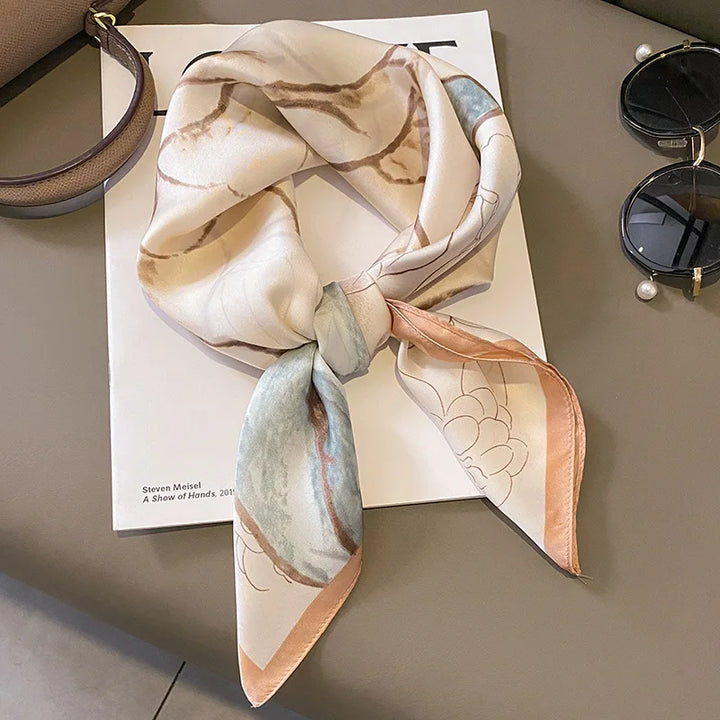 Luxury Women's Soft Satin Hair Scarves Fashion Square Printed Headscarf 70cm Professional Accessories Designer Scarf Headband
