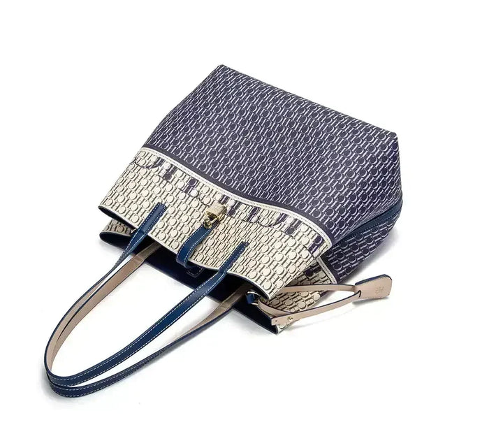 CH High Quality Letter Print Premium Feeling Clutch Bag Versatile Shoulder Bag Niche Design Luxury Brand Fashion Crossbody
