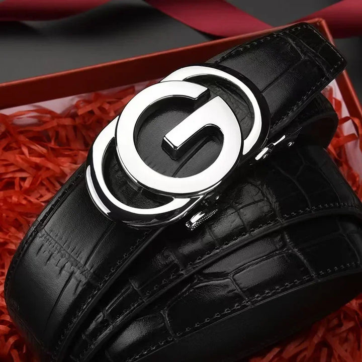 Men's Versatile Belt Fashionable Letter Alloy Buckle Casual Attractive Belt Simple Design Leather Accessory for Any Occasion