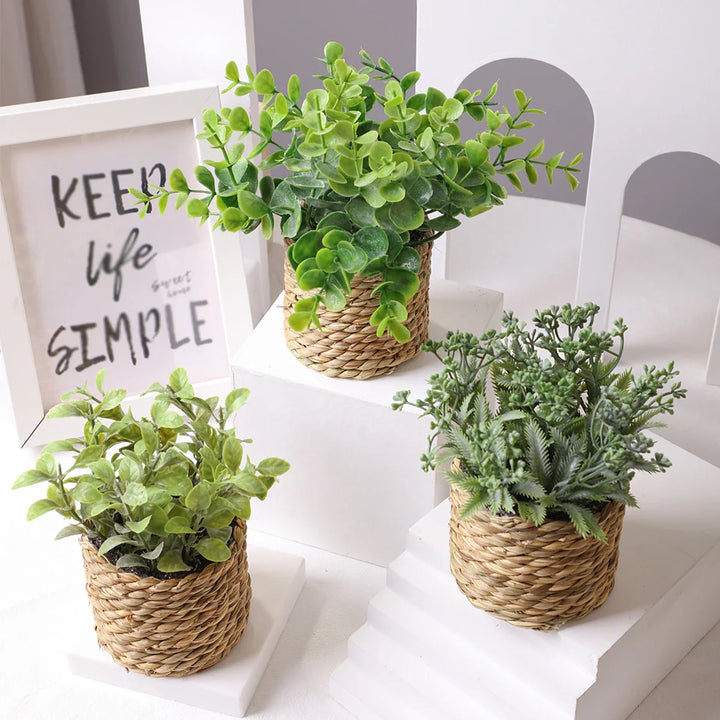 XIYA Artificial Eucalyptus Potted Plant