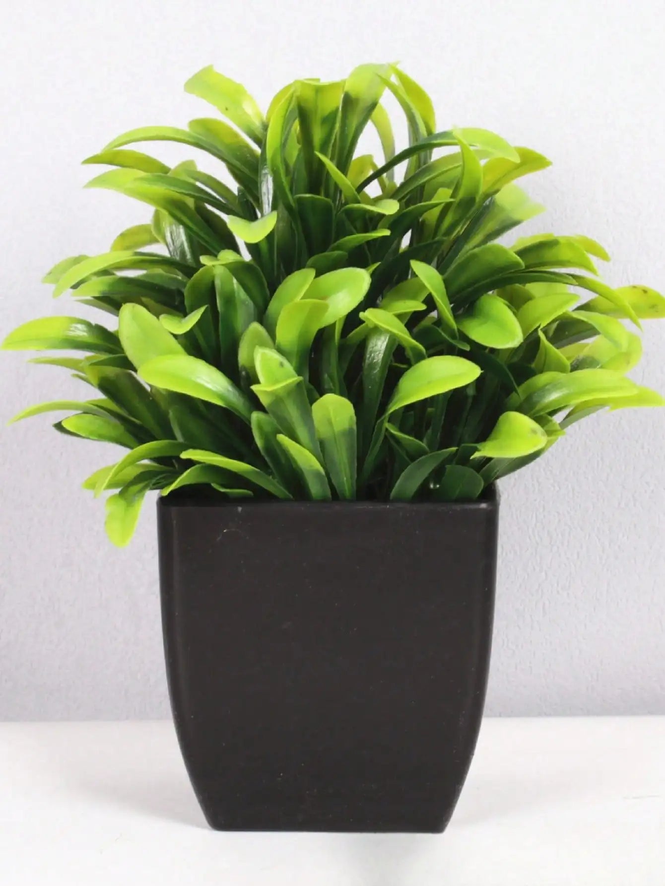 Mini Artificial Eucalyptus Plant Décor