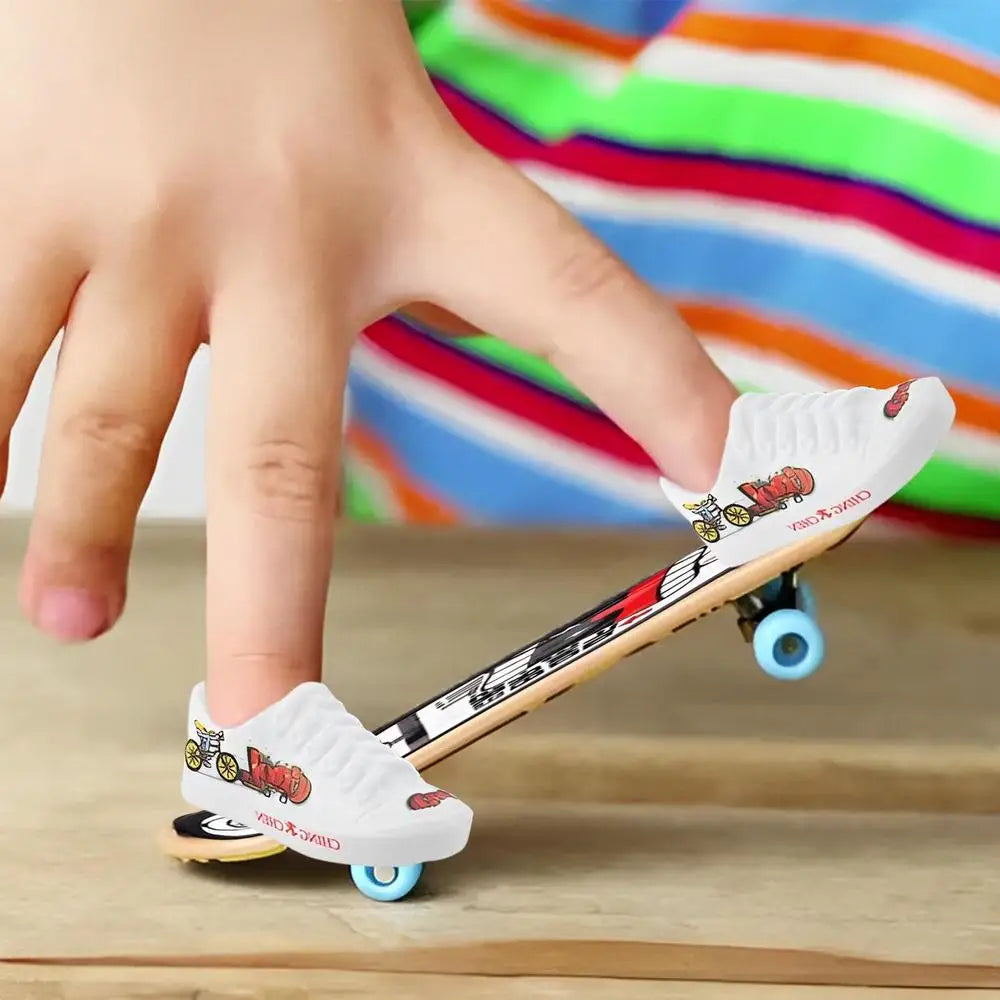 Finger Shoes Cool Mini Skateboard Shoes For Finger Breakdance Finger Knee Pads Finger Shoes Fingerboard Shoes Sneakers Shoes