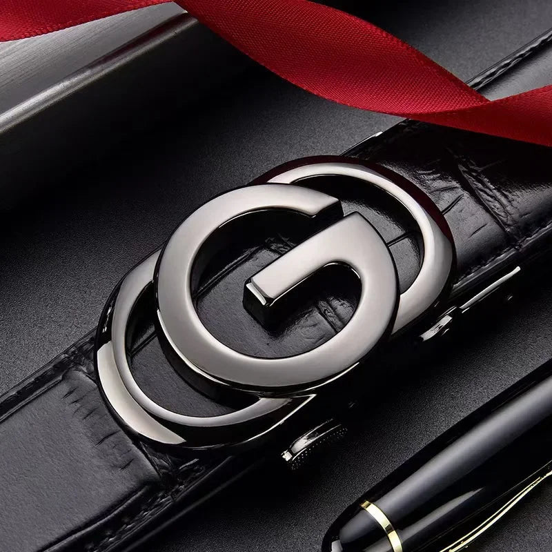 Men's Versatile Belt Fashionable Letter Alloy Buckle Casual Attractive Belt Simple Design Leather Accessory for Any Occasion